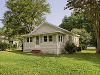 Totally Remodeled Bungalow