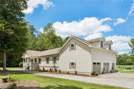Southern Charm, Open Pastures & fine Equestrian Living